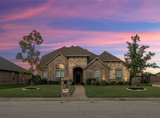 1074 Waverly Dr, Hewitt, TX 76643