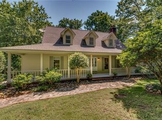 675 Fox Run Ln, Tryon, NC 28782