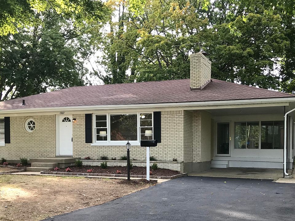 1st image of 1907 Bashford Manor Ln