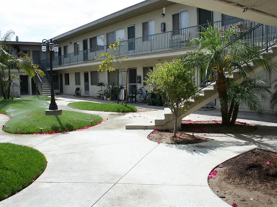 2nd image of 13902 La Pat Pl APT 20