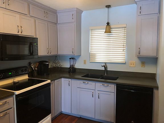 2nd image of 3400 Canyon Dr APT 1E