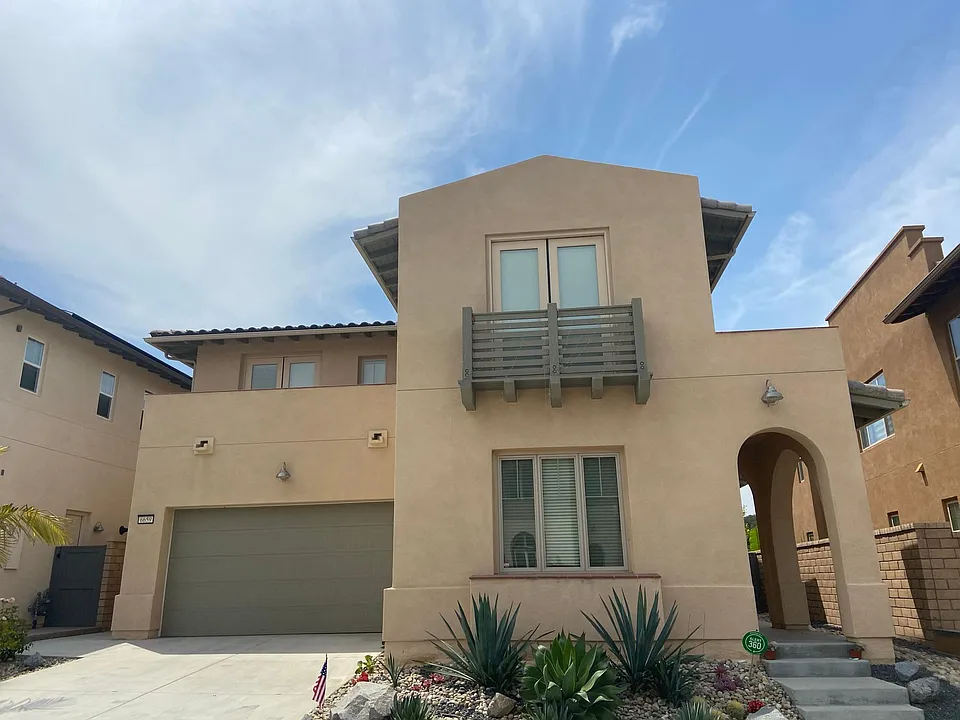 6659 Elegante Way