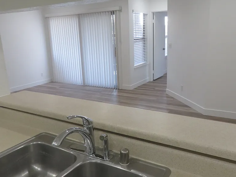 10655 Lemon Ave #603 — Photo 7
