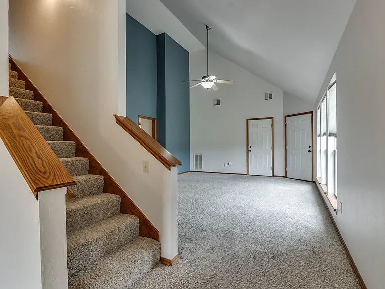 2508 Tyler Ln — Photo 26