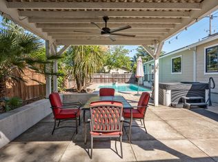 2260 Old River Road, Ukiah, CA 95482