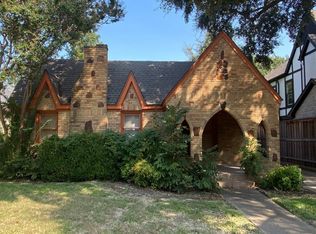 4028 Lovers Ln, Dallas, TX 75225