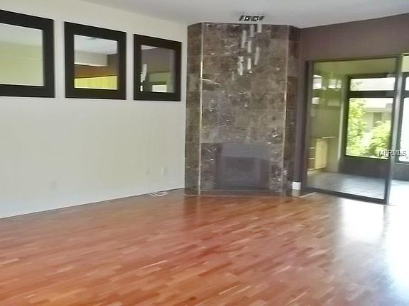 4th image of 3014 Red Oak Ct APT 201