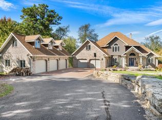 W9460 Welch Rd, Elroy, WI 53929