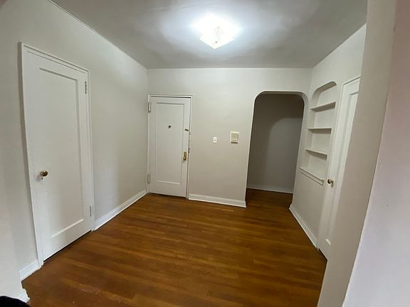 2nd image of 40-35 Hampton St #33E