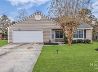 26 Whippoorwill Lane E, Richmond Hill, GA 31324