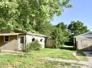 3160 W Madison St, Springfield, MO 65802