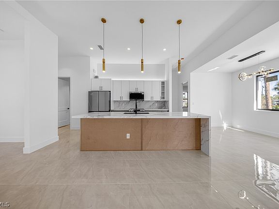 5th image of 5027 Gunn Cir