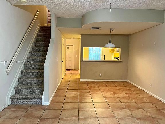 4th image of 3309 Cabaret Ln #3309
