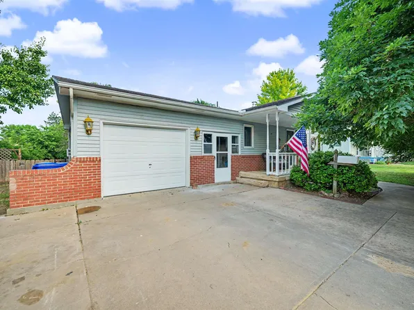105 S Cedar St, Lindsborg, KS 67456