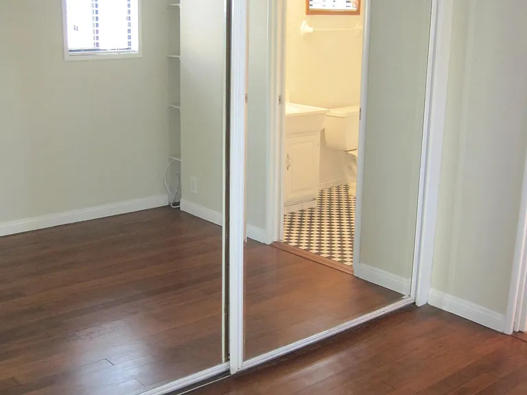 1768 Cable St — Photo 12