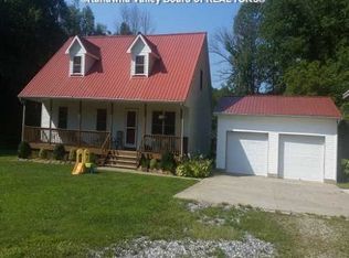 140 Camp Run Rd, Wallback, WV 25285