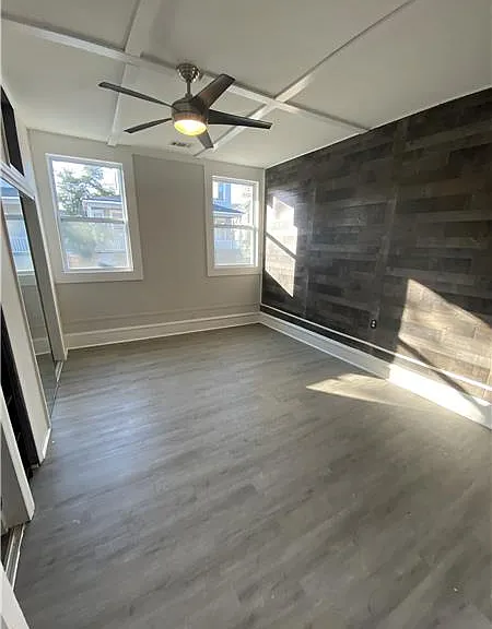 2604 Jefferson St — Photo 10