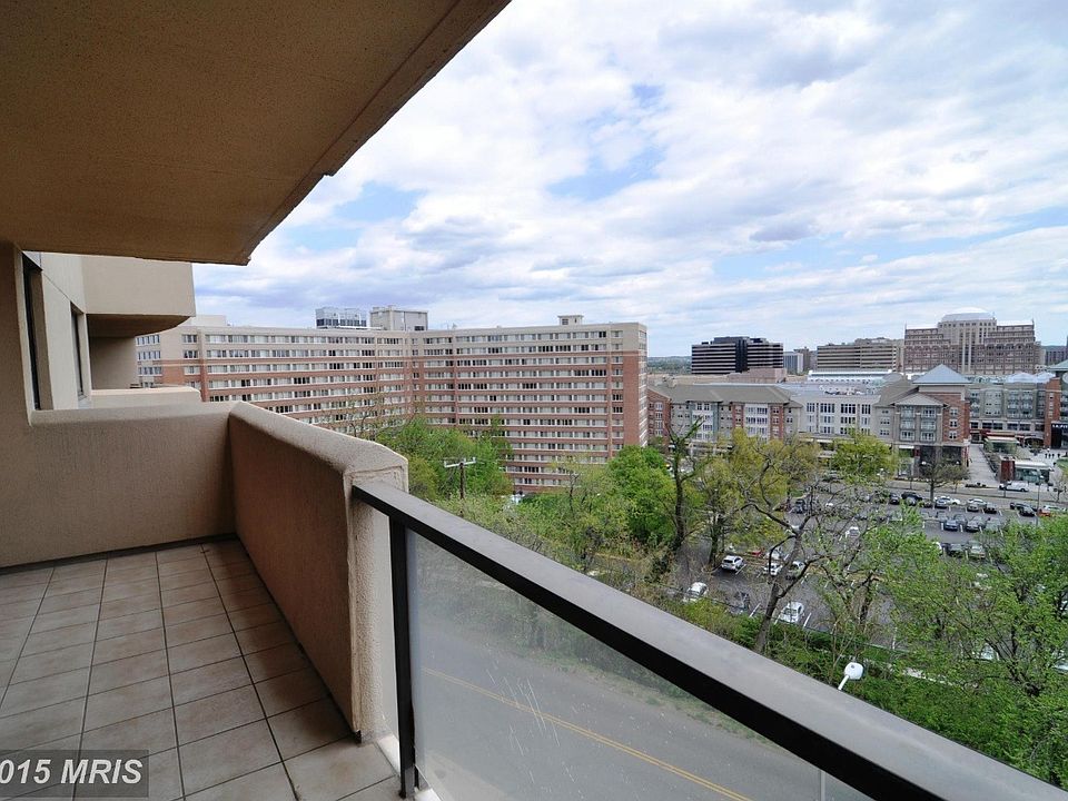 Balcony1