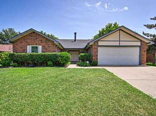 309 E Crossland Blvd, Grand Prairie, TX 75052