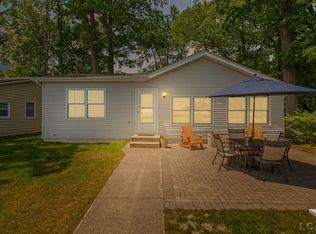 8400 Horton Beach Rd, Manitou Beach, MI 49253