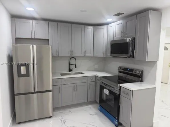 1001 S 62nd Ave, Hollywood, FL 33023