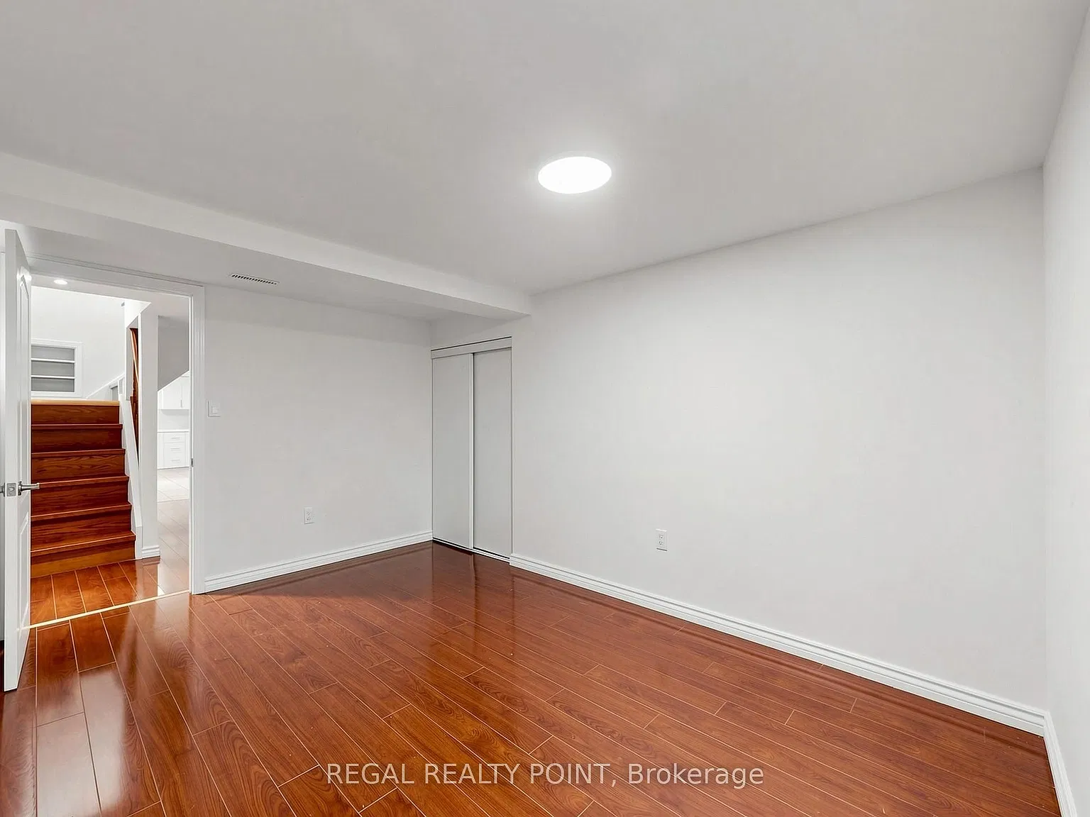 3 bed, $3,000 — Photo 4