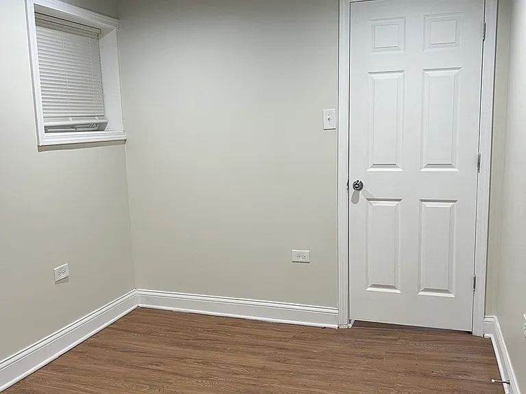 6111 S Champlain Ave #G — Photo 9