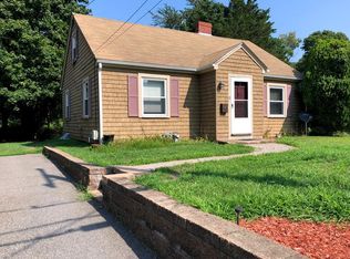 13 Warr Ave, Wareham, MA 02571