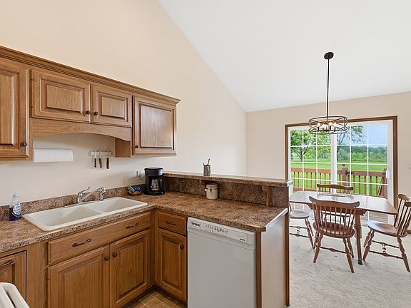 5th image of 1668 Nantucket Dr