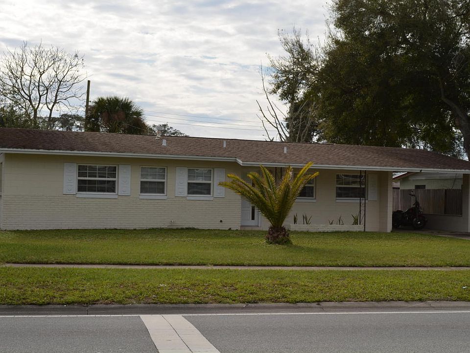 1st image of 1104 N Singleton Ave