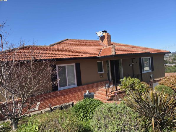 1301 E Juana Ave, San Leandro, CA 94577