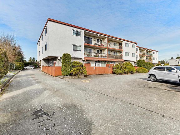 2nd image of 3043 270th St #205
