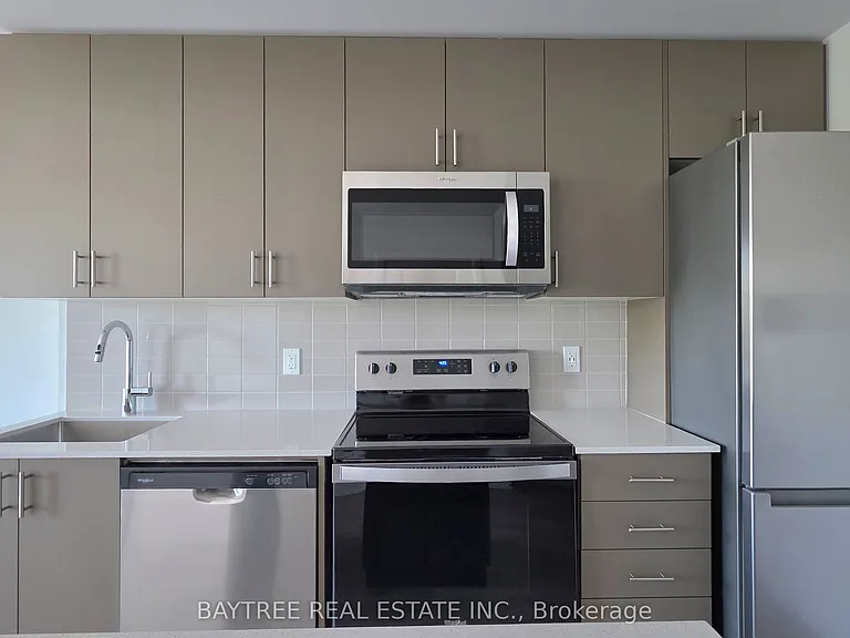 3240 William Coltson Ave #425 — Photo 2