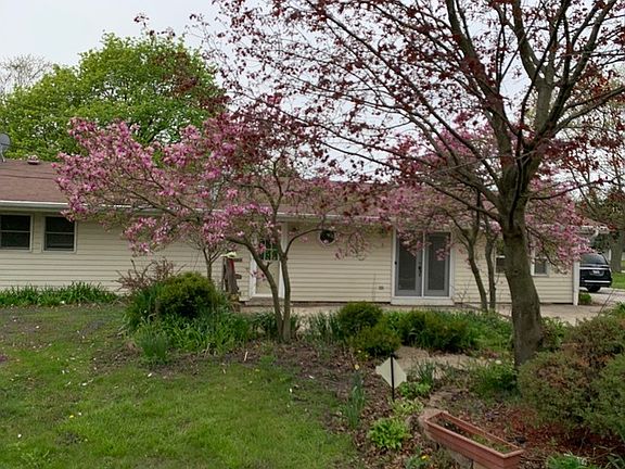 3rd image of 18617 Baker Ave