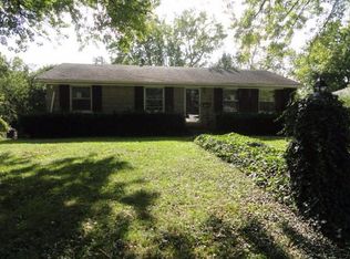 1918 Deauville Dr, Lexington, KY 40504