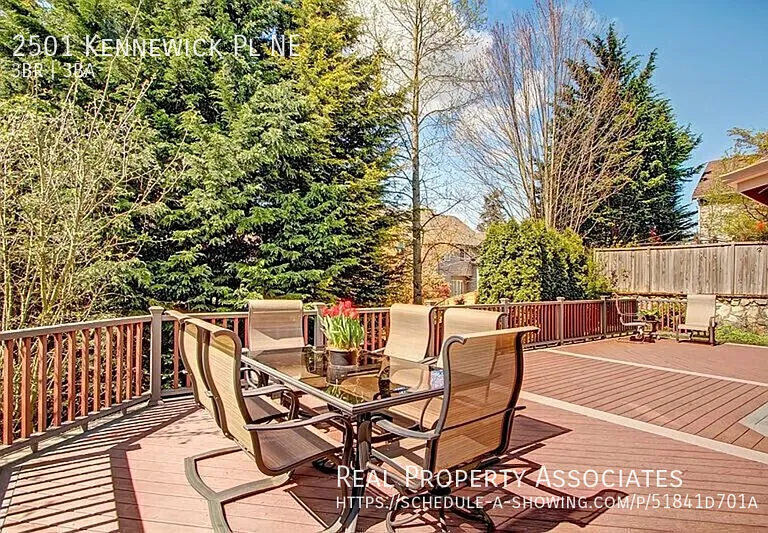 2501 Kennewick Pl NE — Photo 18