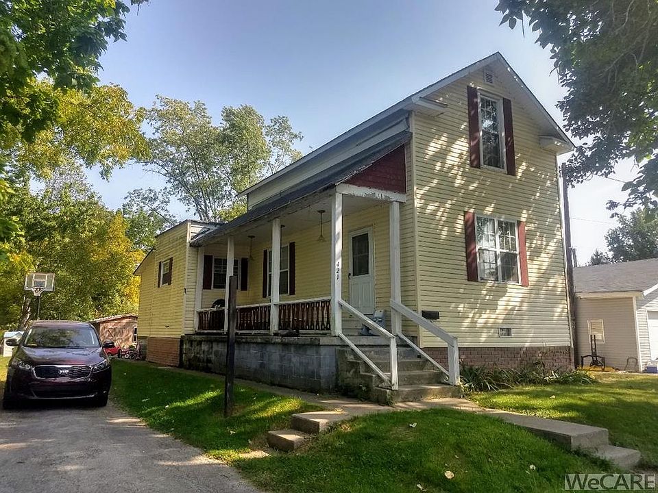1st image of 421 S Oak St #10