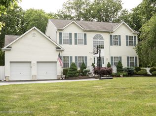 6 Cherise Ct, Jackson, NJ 08527