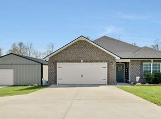 1490 Mount Herman Rd, Southside, TN 37171