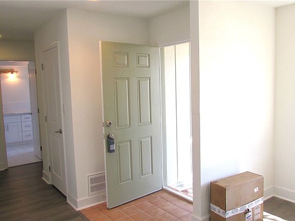 4th image of 11499 W Bayshore Dr