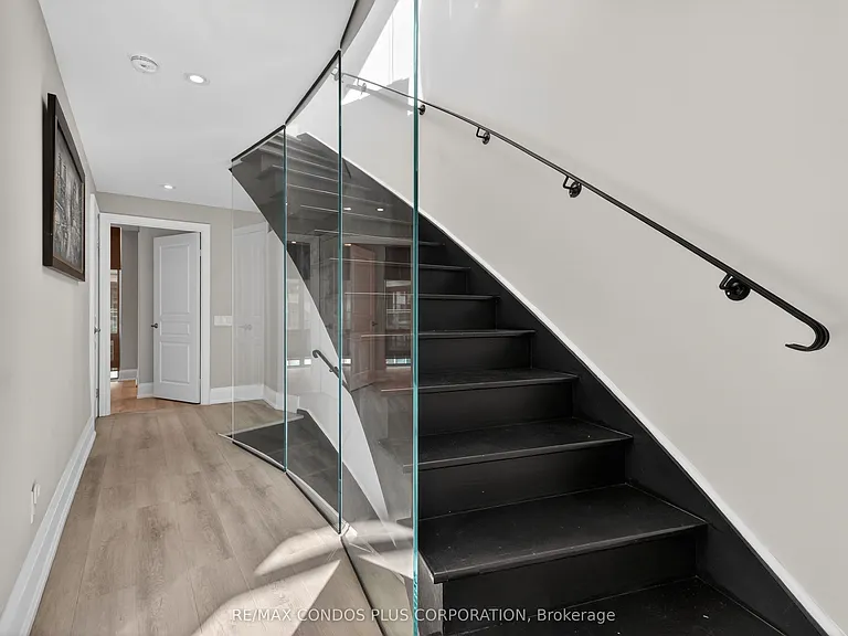 5 Marine Parade Dr #Townhouse 125 — Photo 24