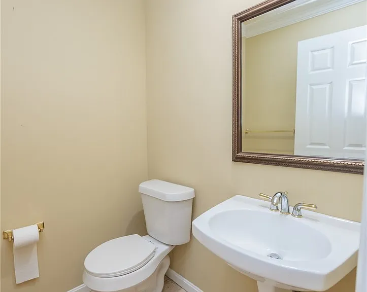 2601 Wyndgate Ct — Photo 13