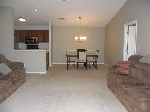 4th image of 8939 Eagleview Dr APT 11
