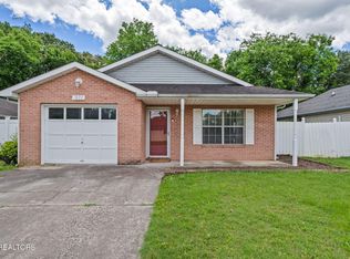 1977 Jeffrey Ln, Alcoa, TN 37701