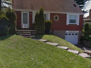 11030 Azalea Dr, Pittsburgh, PA 15235