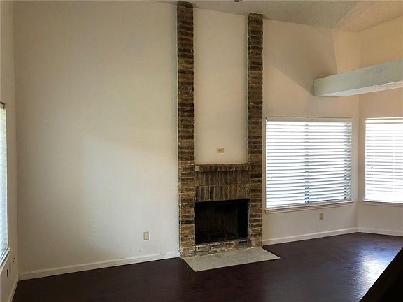 3rd image of 14151 Montfort Dr APT 283