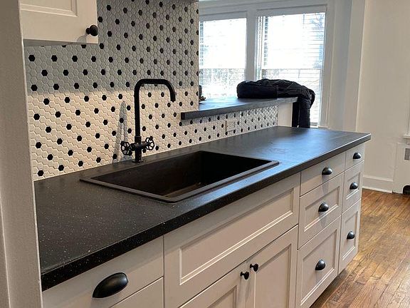 3rd image of 2125 S Josephine St #3