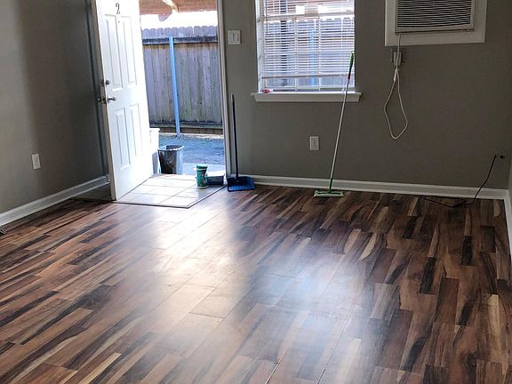 5th image of 2121 Cleary Ave APT 2