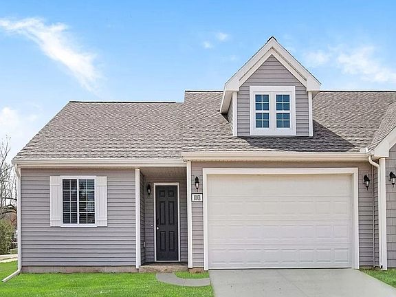 3rd image of 1008 W Villas Dr