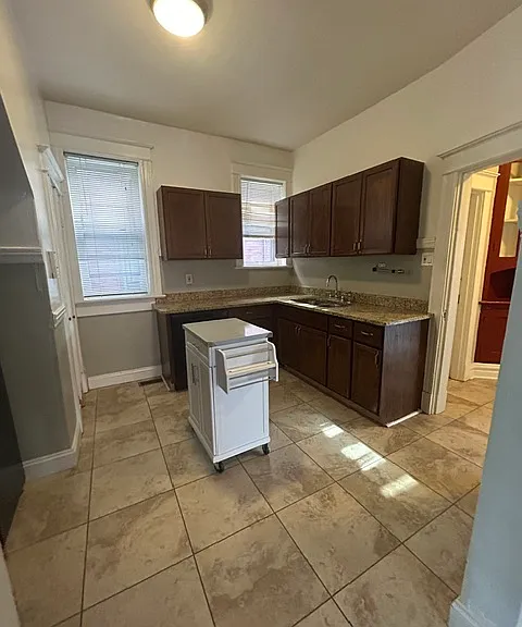 6007 Waterman Blvd — Photo 6
